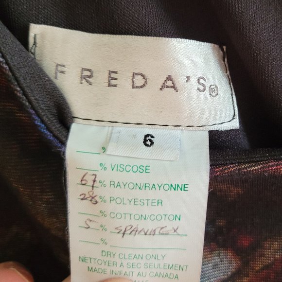 SOLD - Freda's Dark Floral Print Dress US 6 - Picture 2 of 9